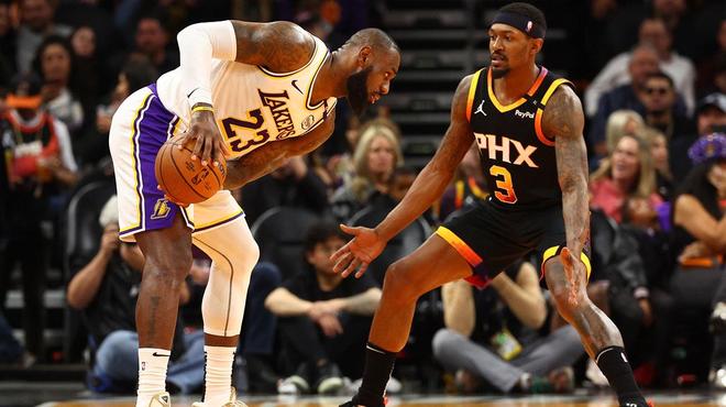 更是对球员 更是对球员